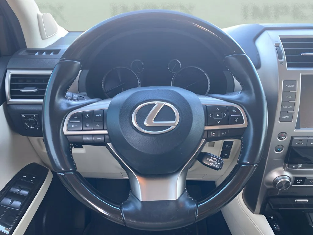 Used 2021 Silver Lexus 460 image 11