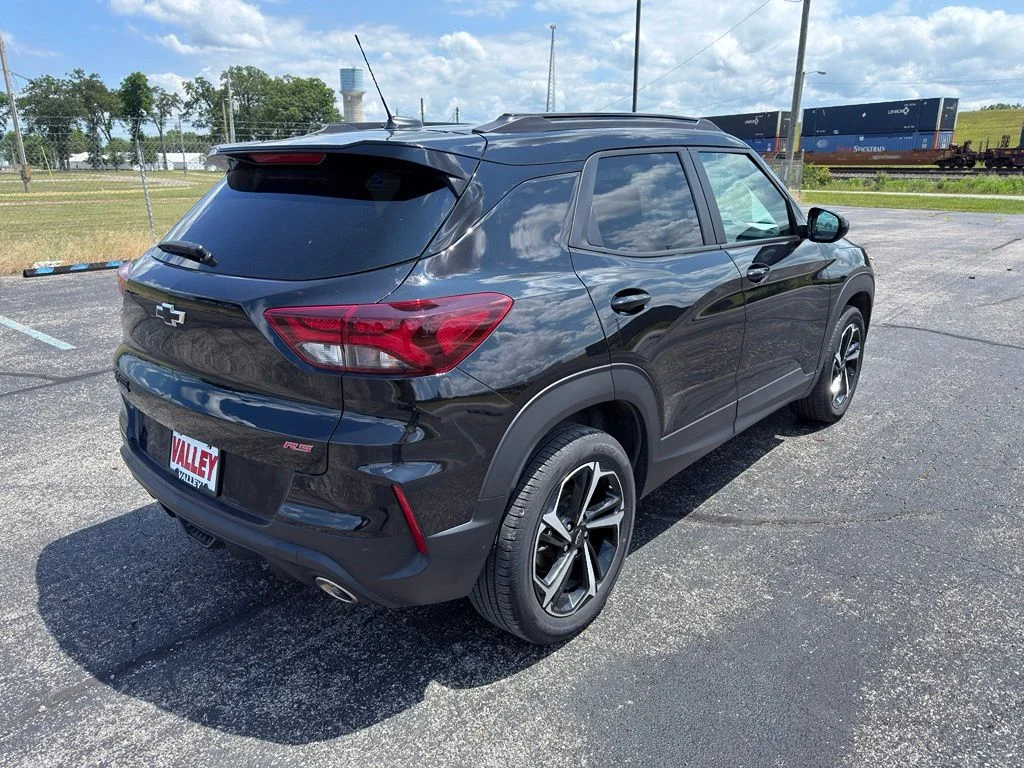 Used 2023 Black Chevrolet RS image 8