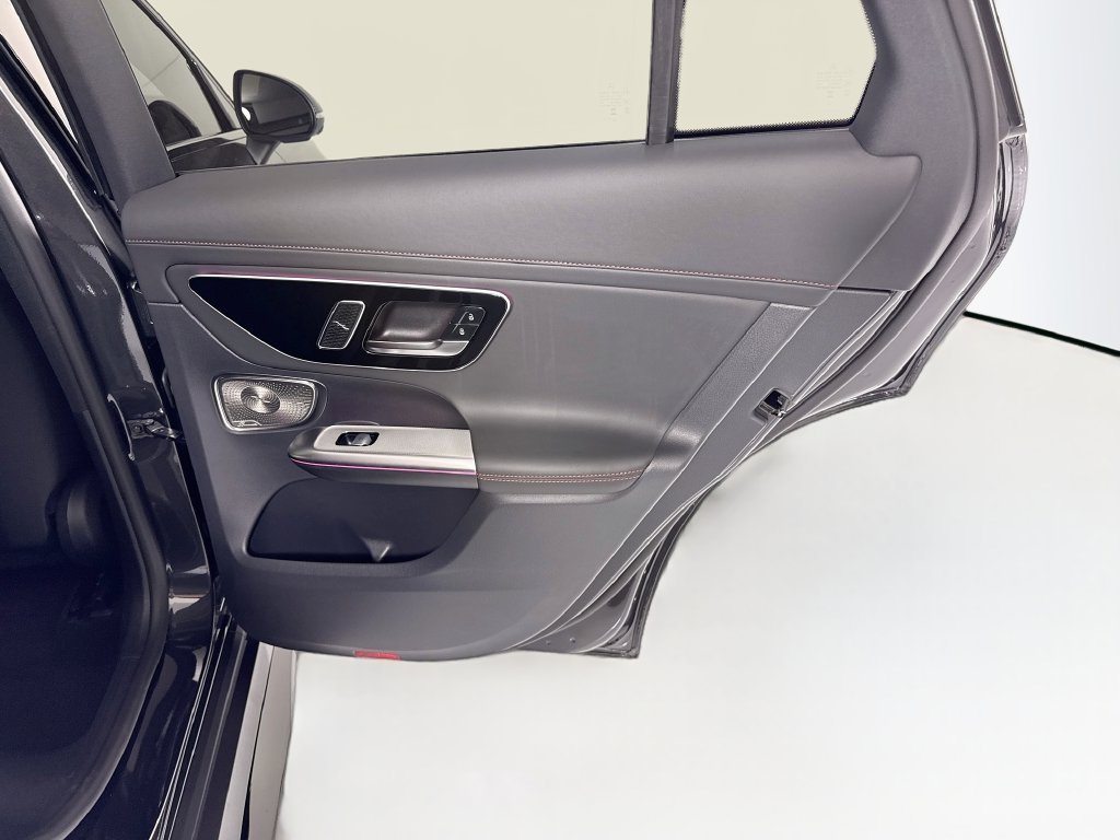New 2027 Graphite Grey Metallic Mercedes-Benz GLC 53 AMG® image 27
