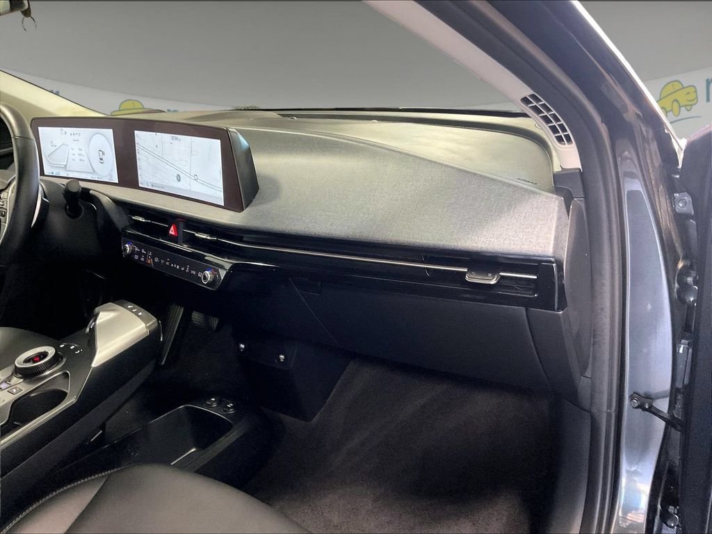 Used 2024 Gray Kia Light image 13