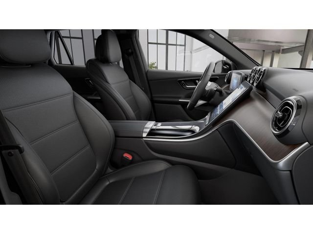 Certified Used 2026 Black Mercedes-Benz GLC 300 image 4