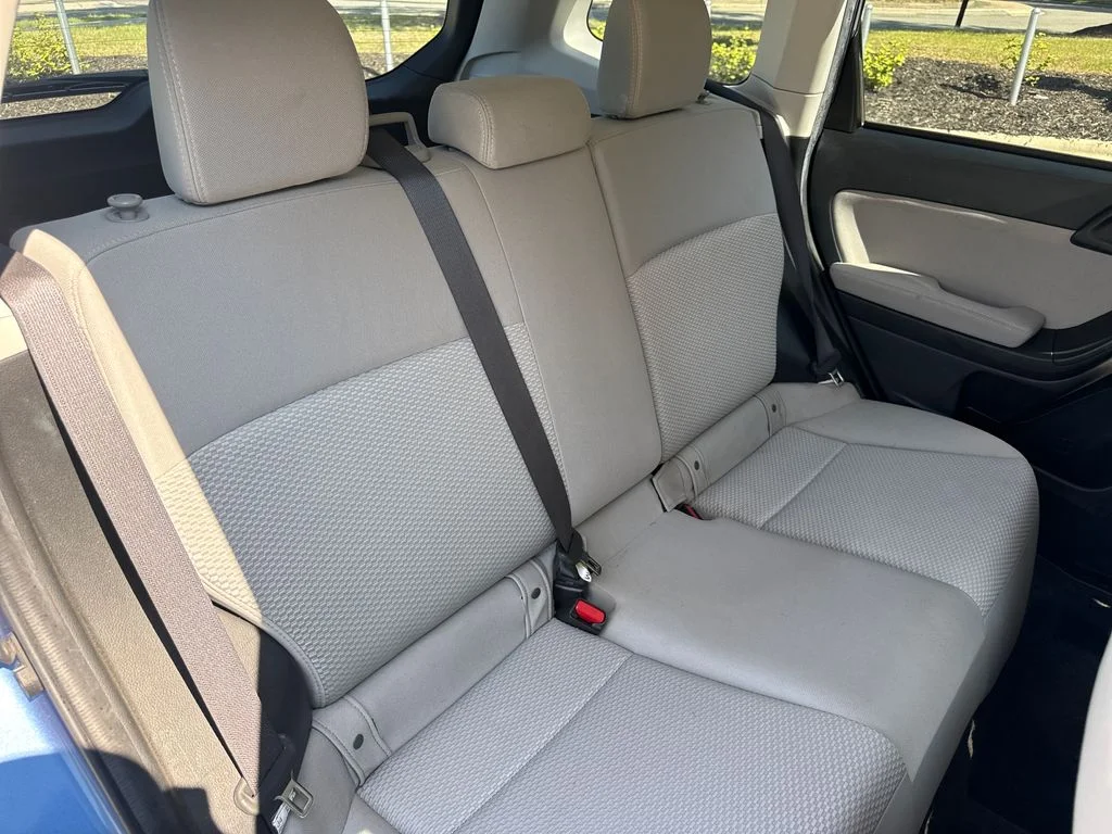 Used 2015 Quartz Blue Subaru 2.5i image 34