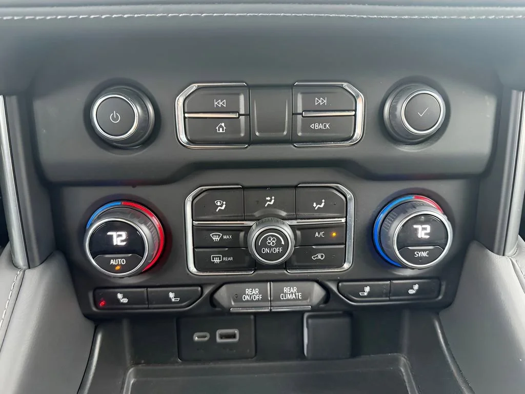 Used 2023 Black Chevrolet LT image 18