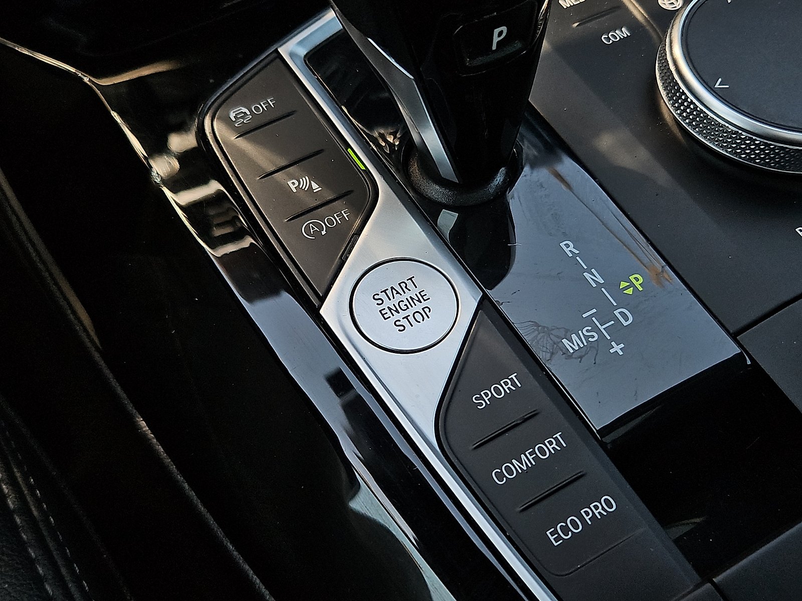 Used 2022 Dark Graphite Metallic - A90 BMW sDrive30i image 26