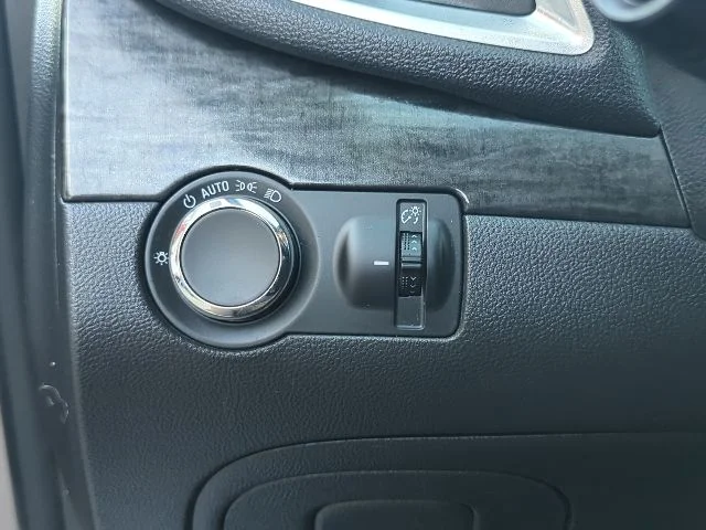 Used 2015 Brown Buick Base image 19