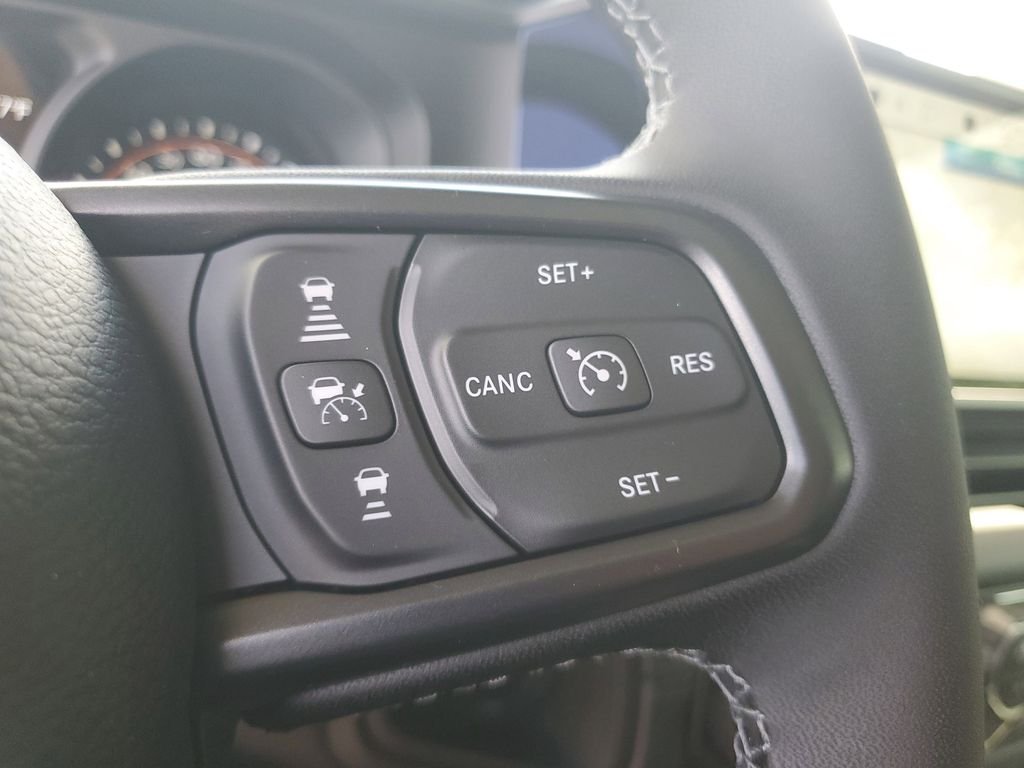 New 2026 Bright White Clearcoat Jeep Mojave image 13