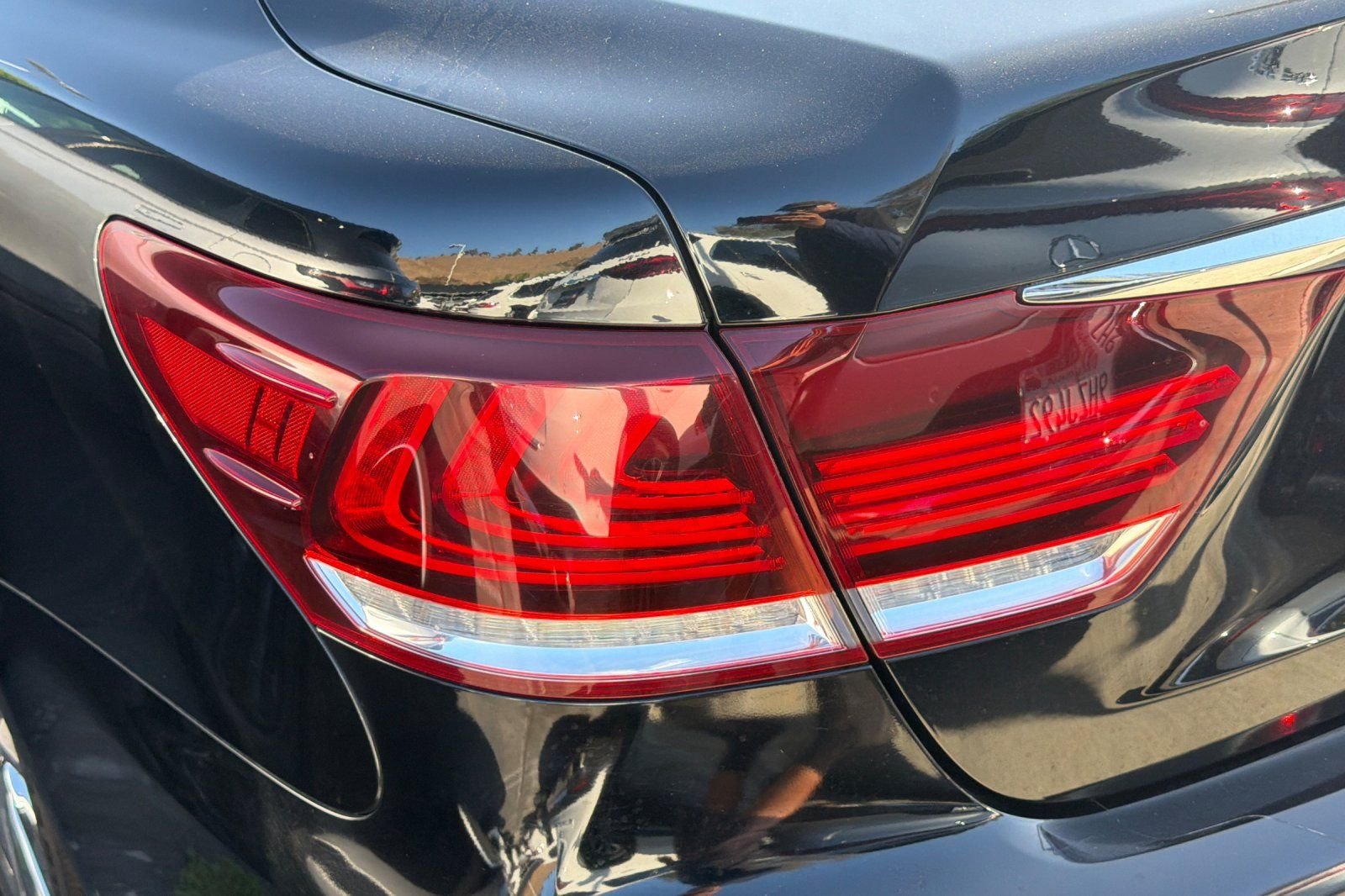 Used 2015 Black Lexus 460 image 12