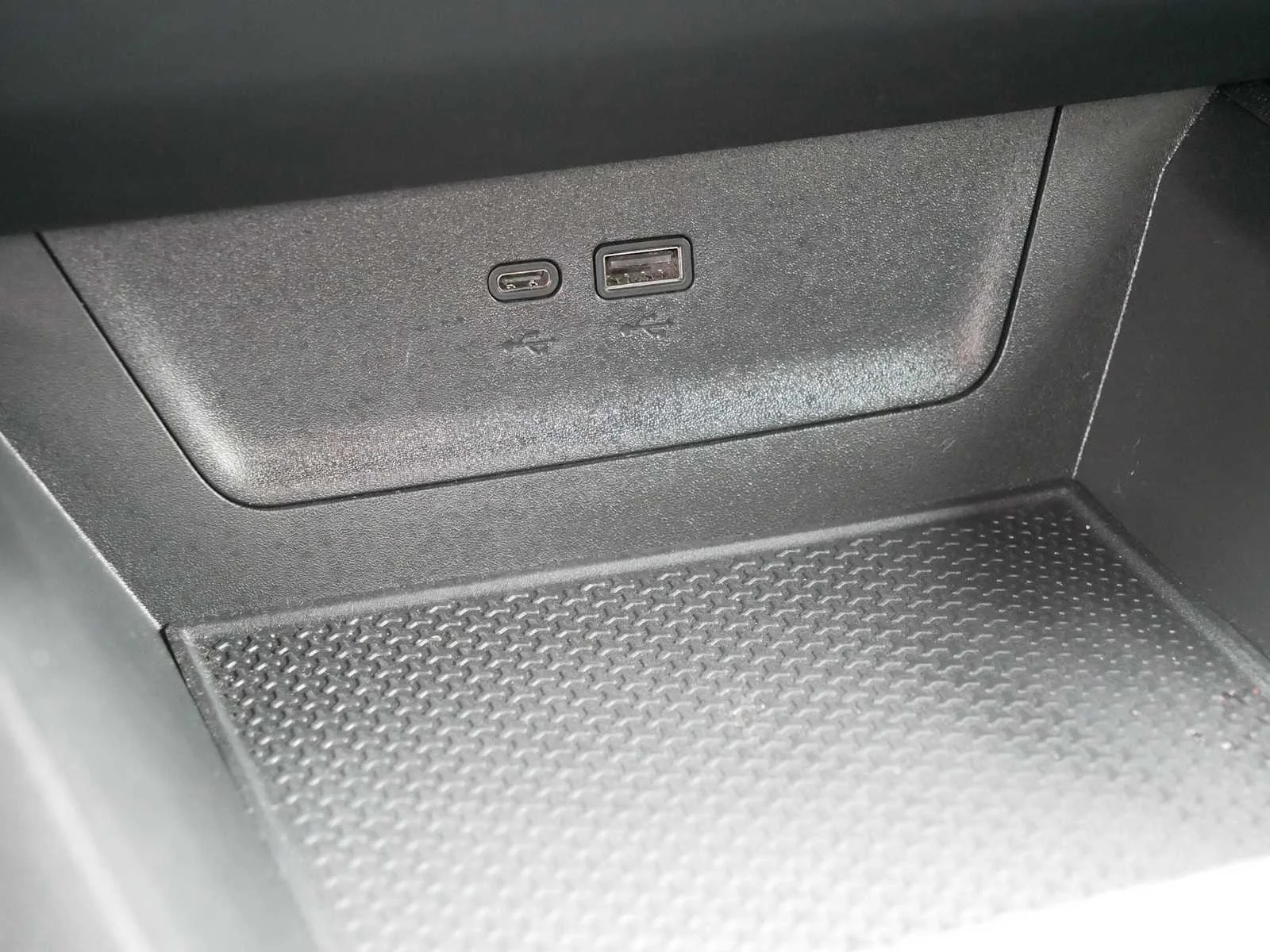 2025 Chevrolet Equinox LT - Photo 31
