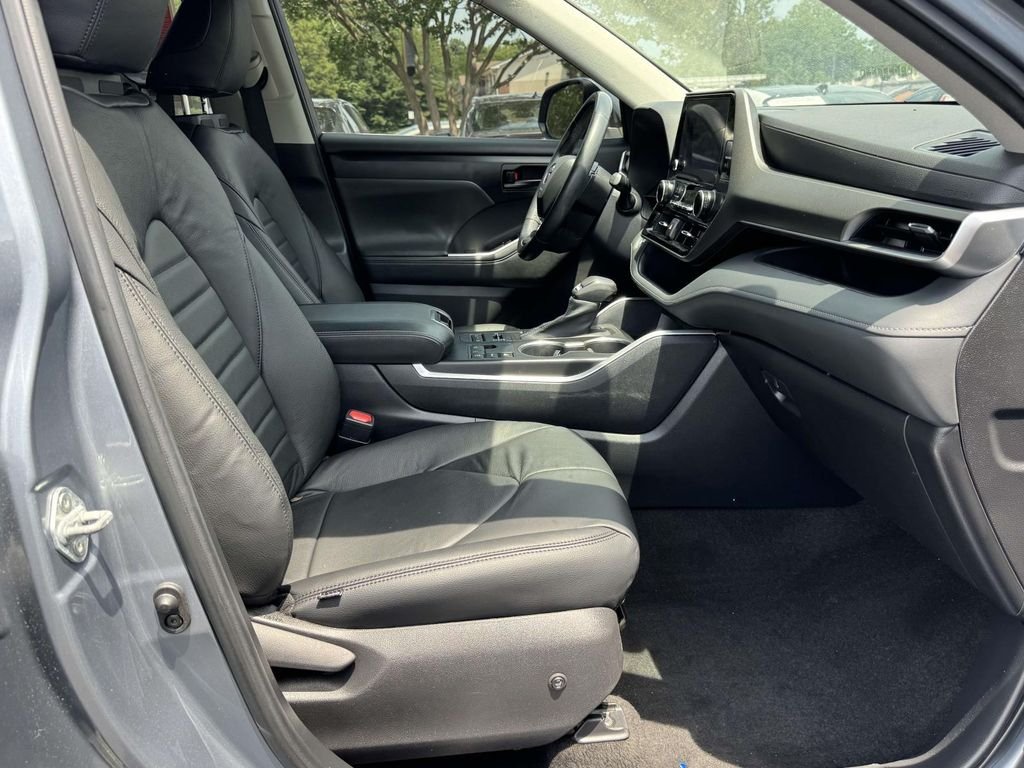 Used 2023 Gray Toyota LE image 15