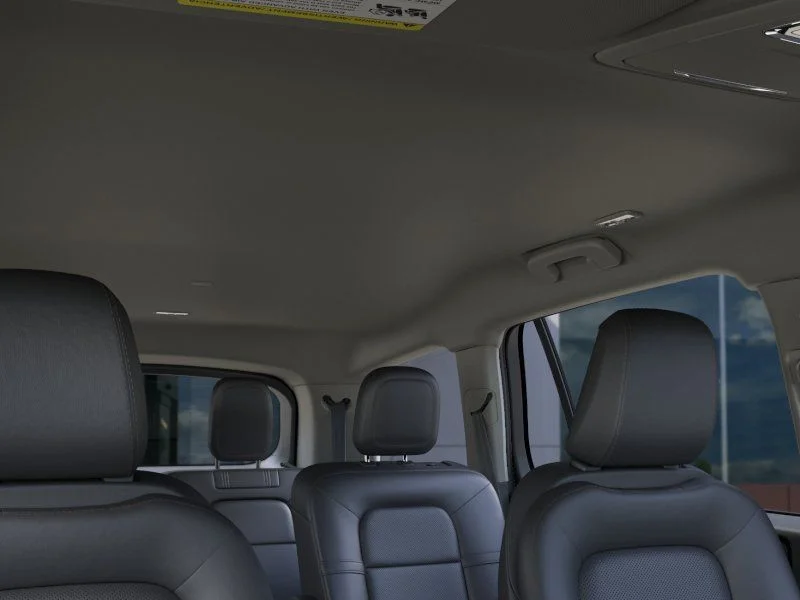 New 2026 White Lincoln Premiere image 23
