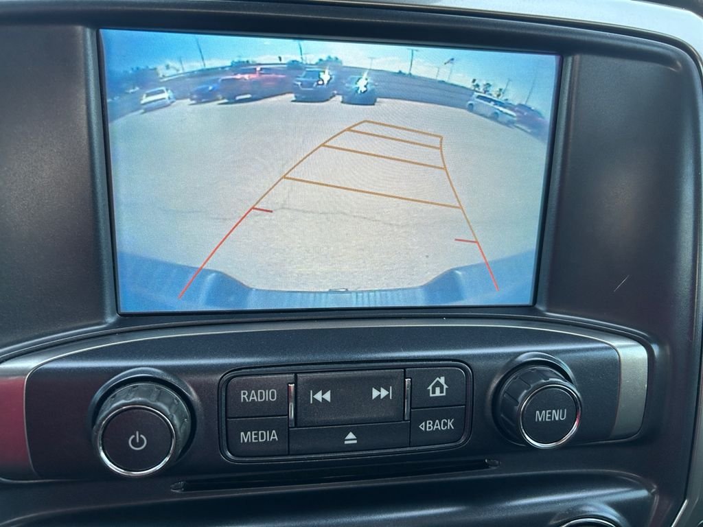 Used 2018  Chevrolet LTZ image 26