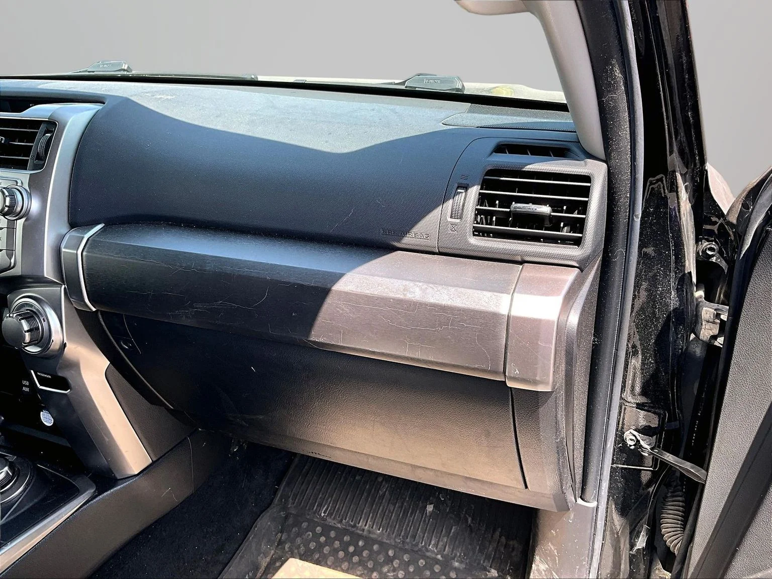 Used 2017 Black Toyota SR5 Premium image 17