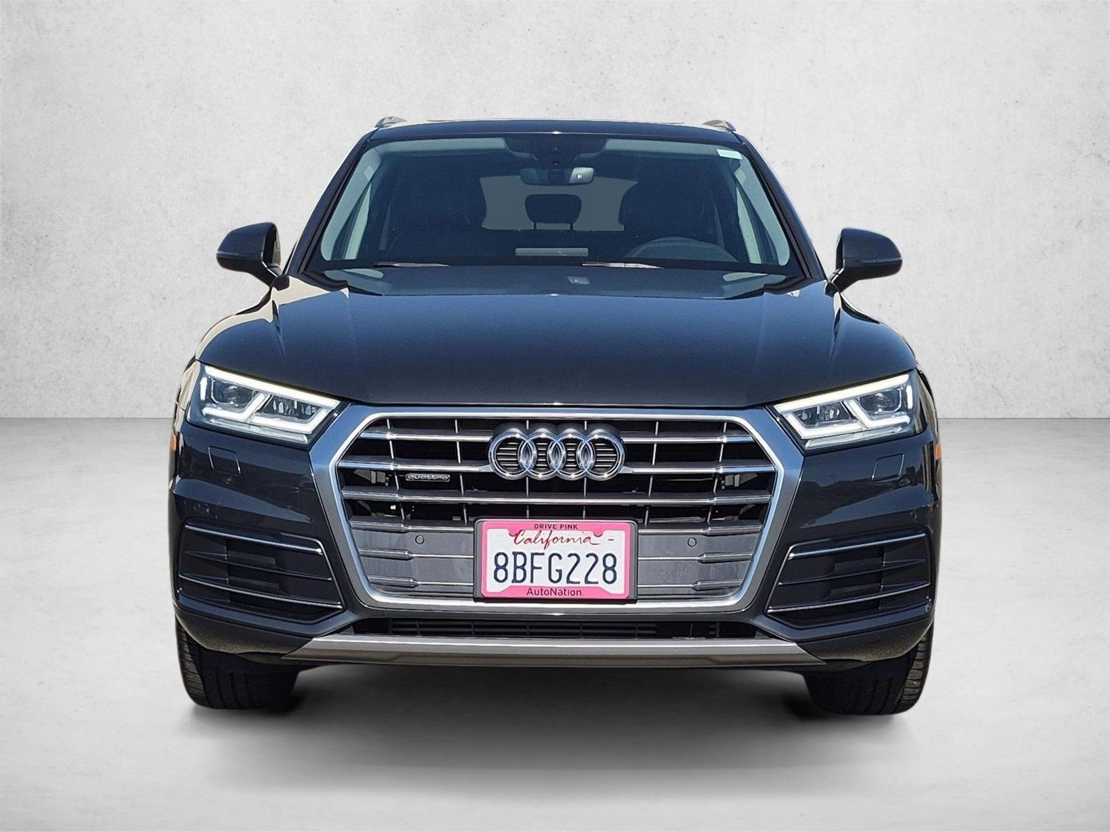 Used 2018 Silver/Gray Audi Premium Plus image 2