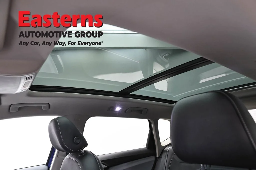 Used 2022 Blue Volkswagen 1.5T SE image 34