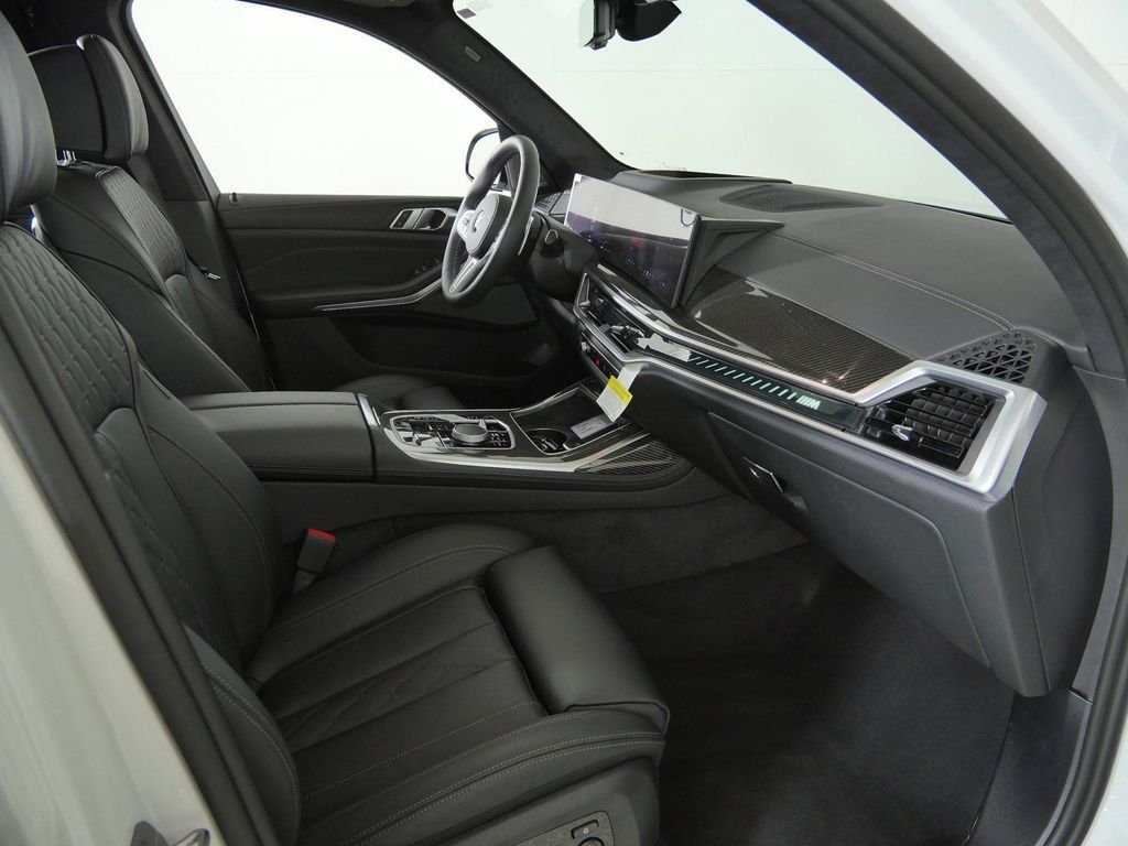 New 2026 Alpine White BMW M60i image 20
