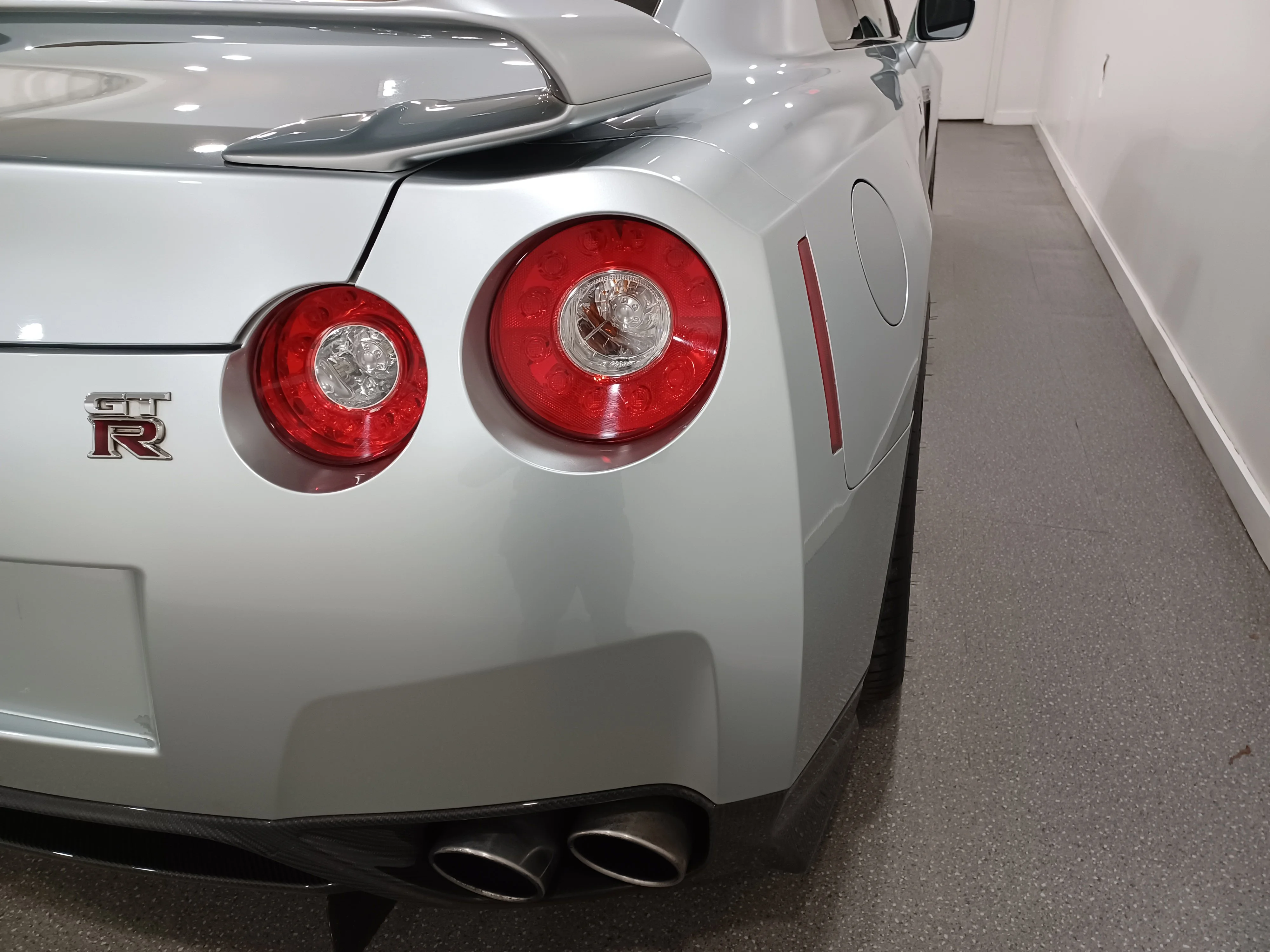Used 2009 Silver Nissan Premium AWD*480HP!!! | Advan Wheels | Brembo Brakes | Htd Alcantara Seats | Bose Audio | Nav image 21