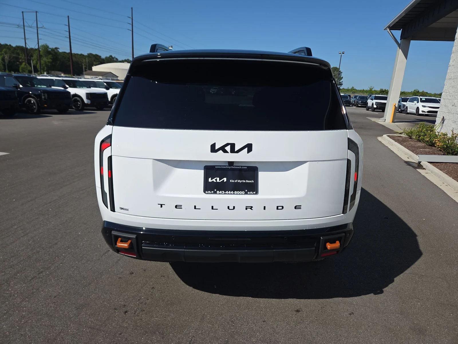 New 2027 Glacial White Pearl Kia X-PRO SX image 4