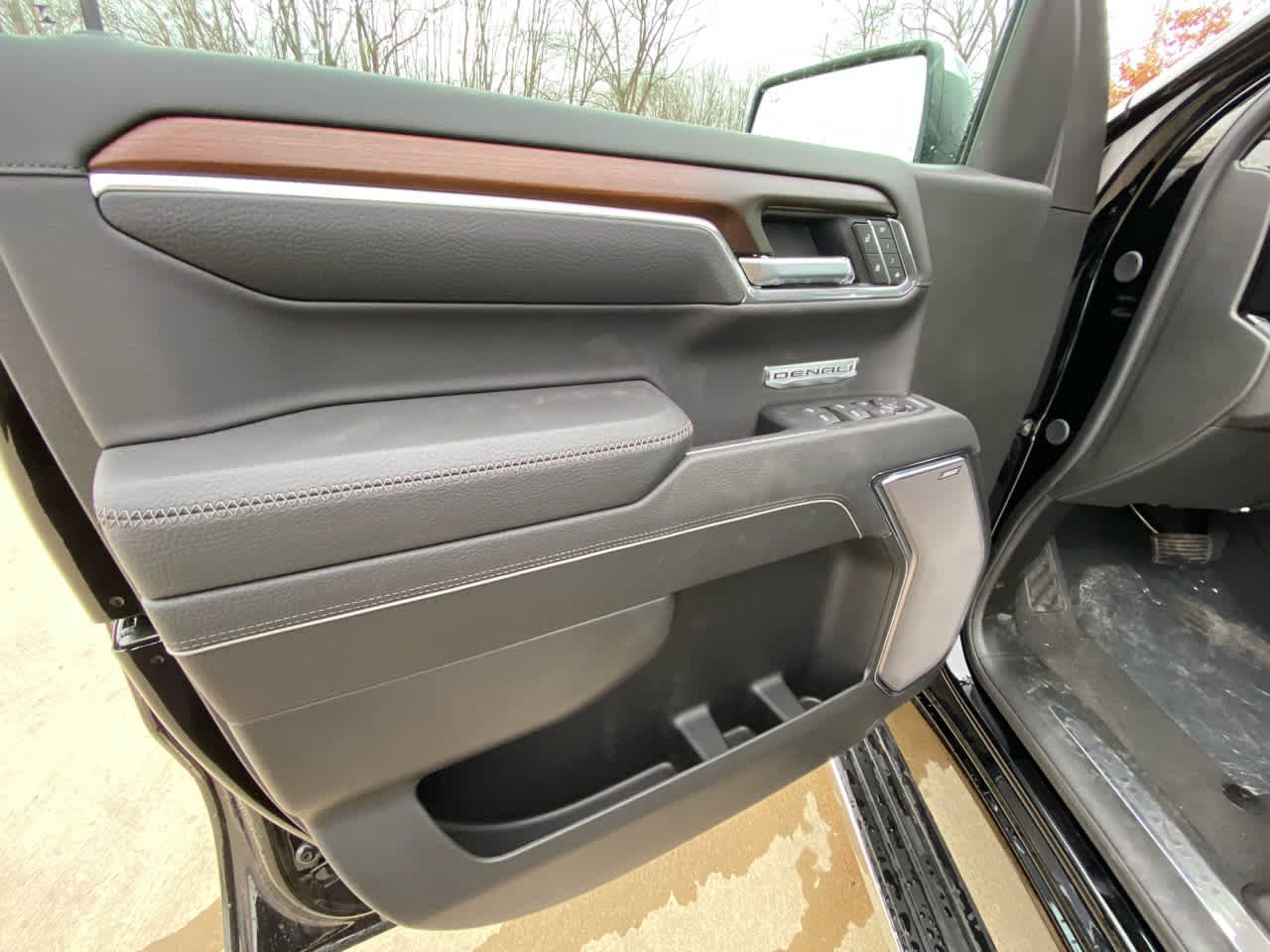 2026 GMC Sierra 1500 Denali - Photo 10