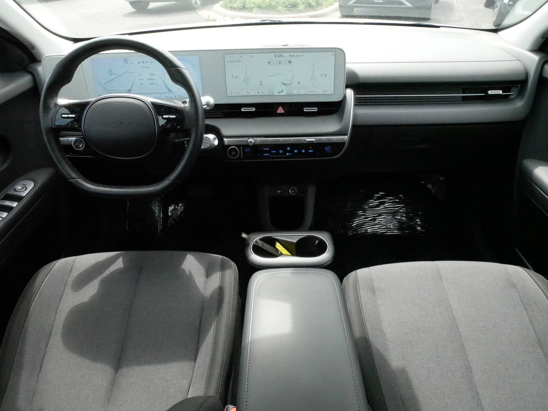 Used 2024 Atlas White Hyundai SEL image 10