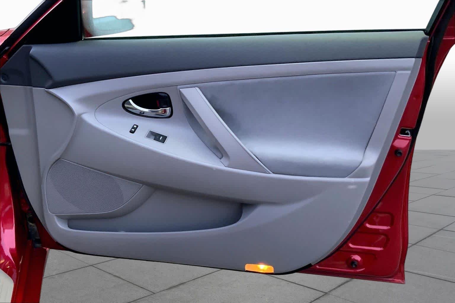 Used 2010 Barcelona Red Metallic Toyota LE image 21