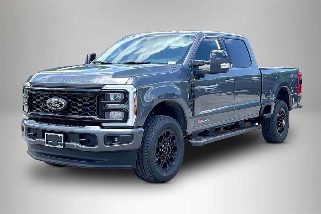 New 2026 Ford Super Duty F-250 Lariat 4D Crew Cab