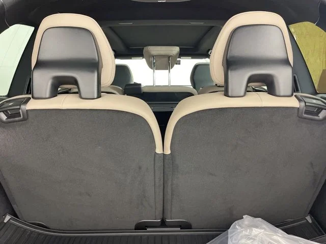 2025 Volvo XC90 Core - Photo 19