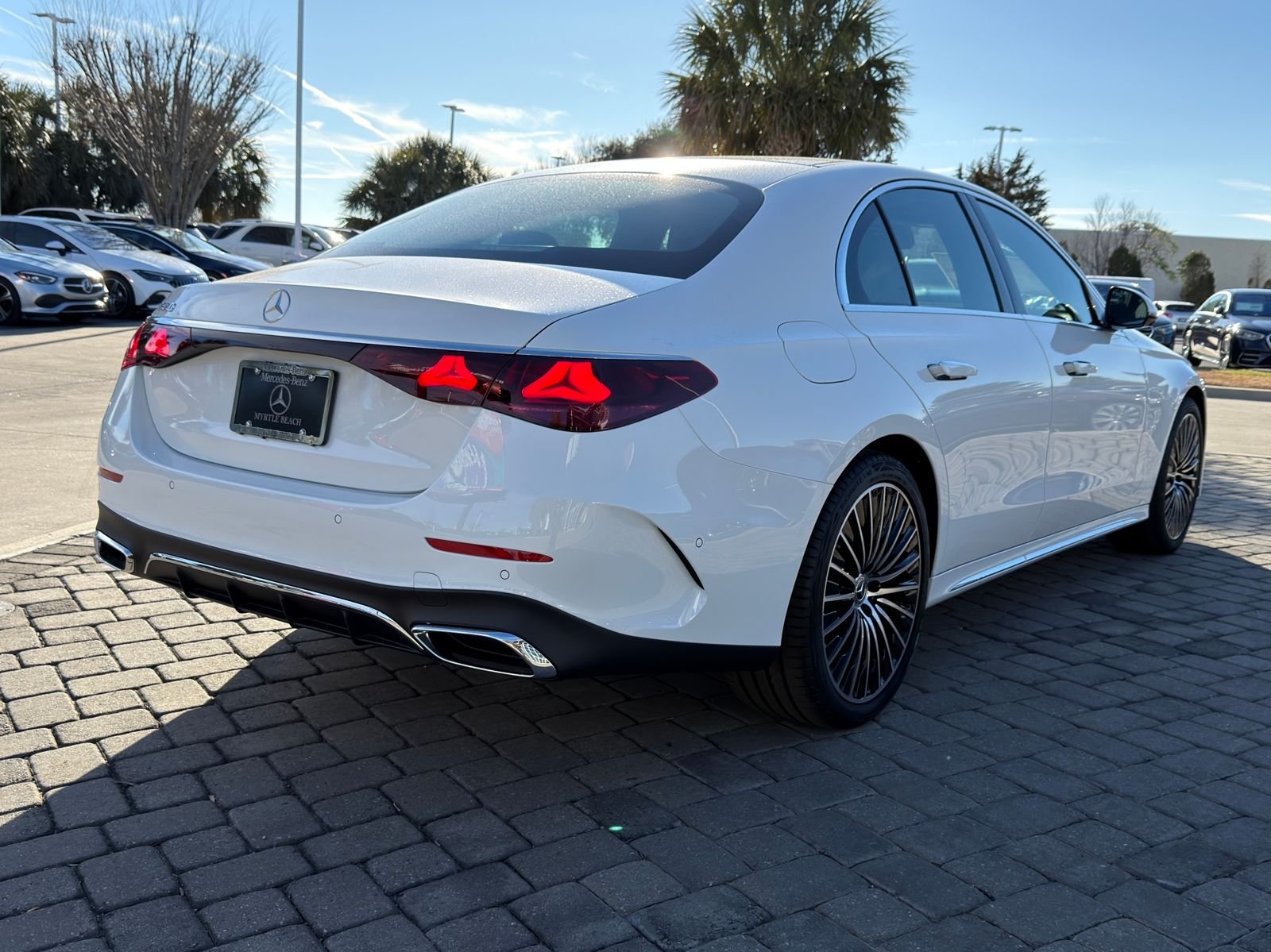 New 2026 Moonlight White Metallic Mercedes-Benz E 350 image 9