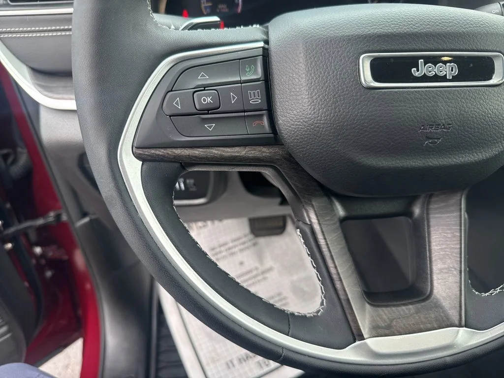 Used 2023 Red Jeep Limited image 17
