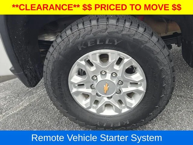 Used 2024 White Chevrolet LT image 34