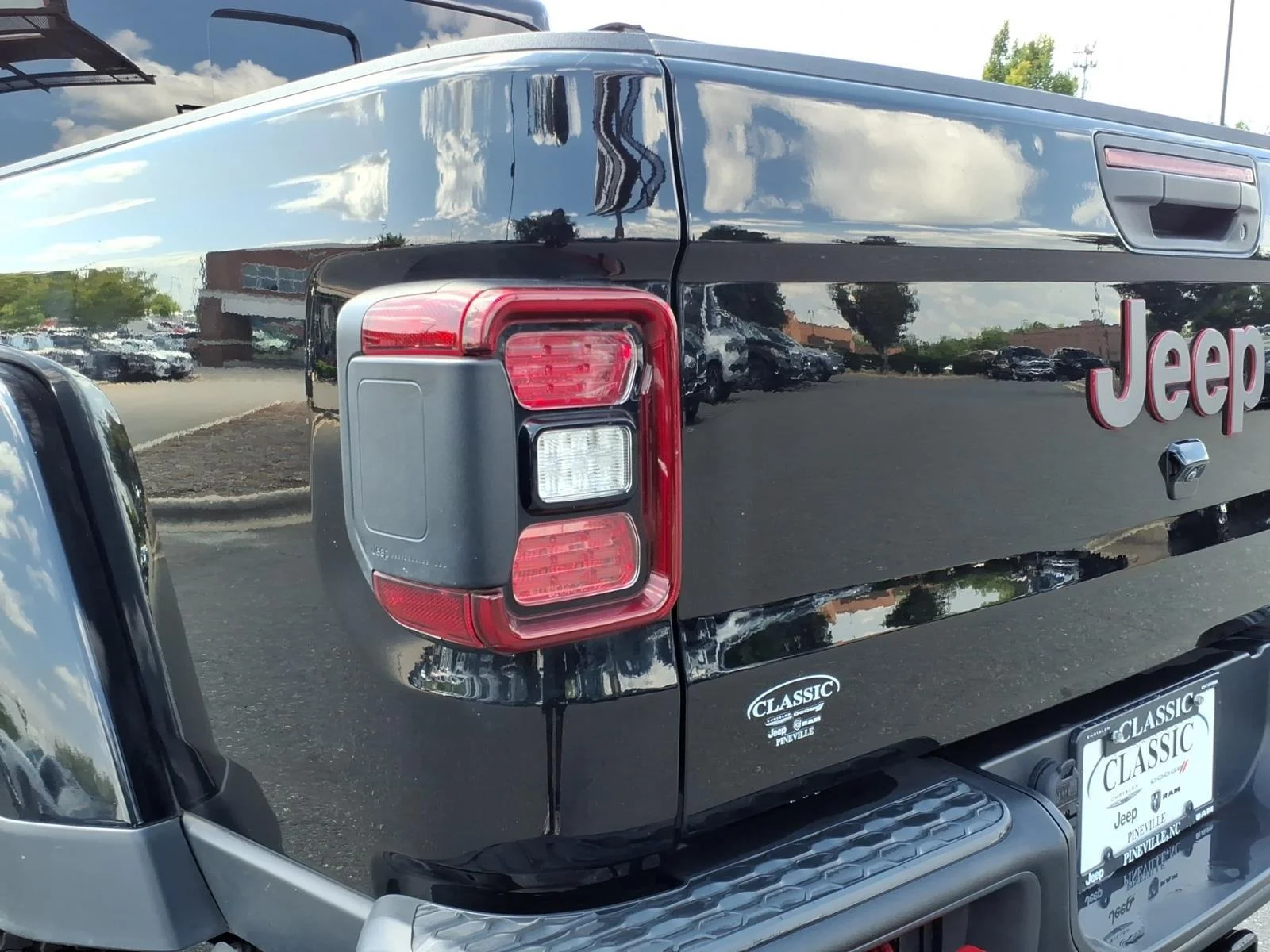 Used 2021 Black Clearcoat Jeep Rubicon image 18