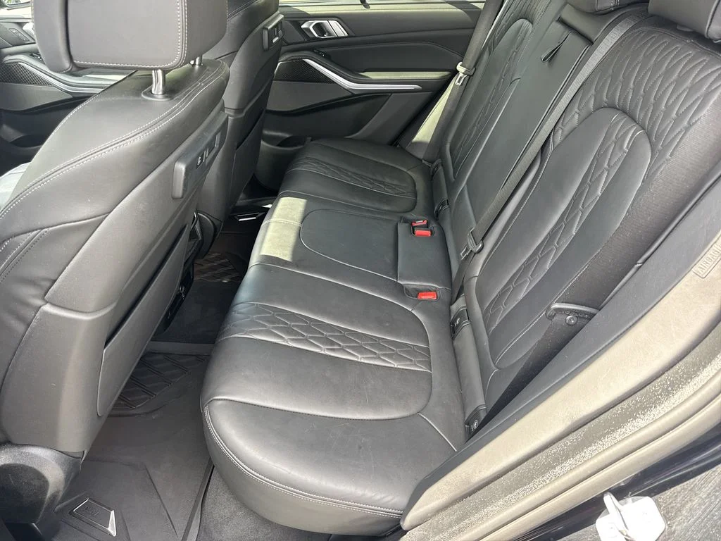 Used 2021 Black BMW M50i image 20