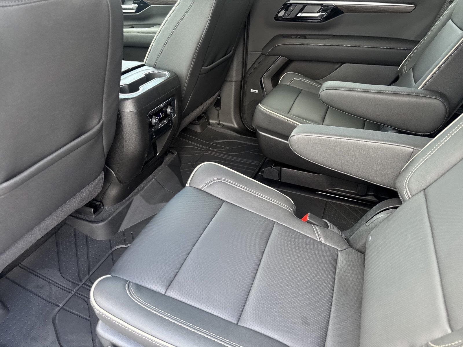 Used 2026 Polar White Tricoat Chevrolet Premier image 30