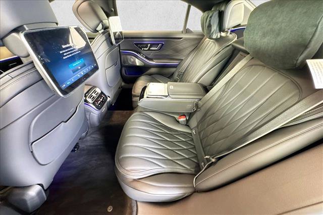 New 2025 Selenite Grey Metallic Mercedes-Benz AMG® S 63 E image 52
