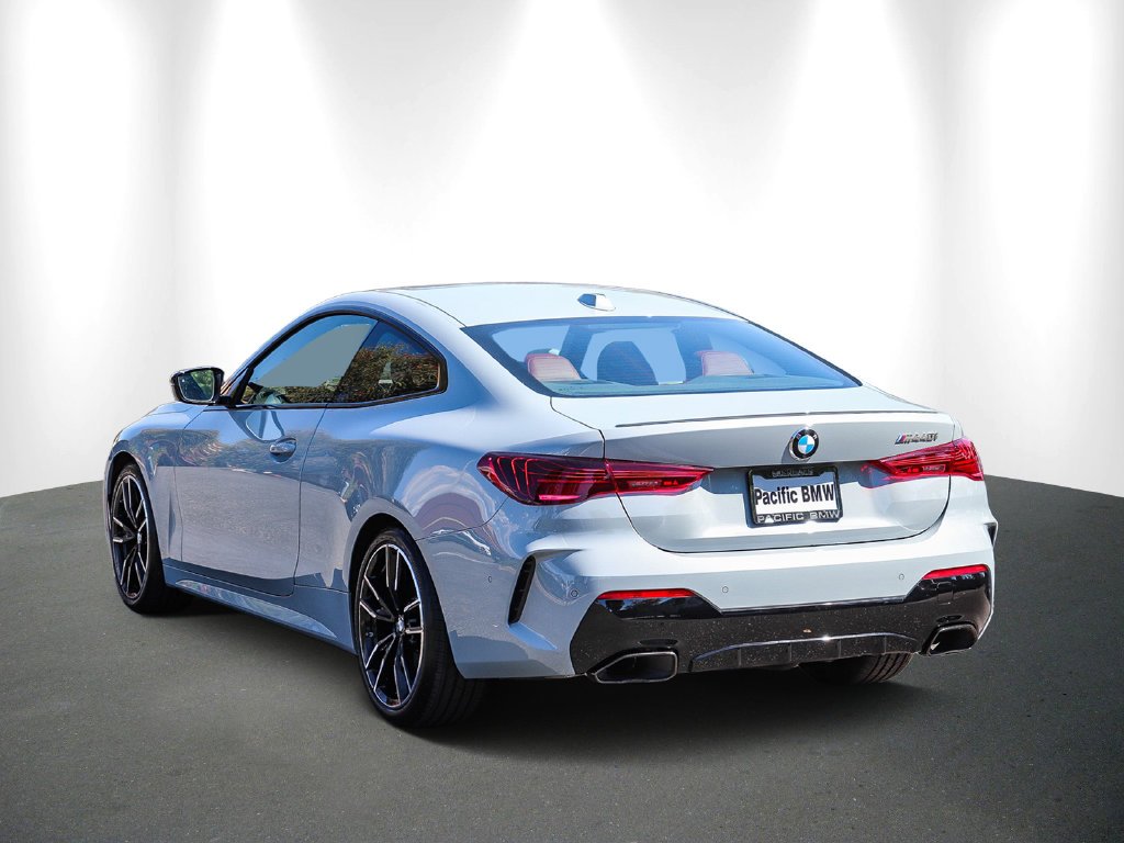 2026 BMW 4 Series photo 4