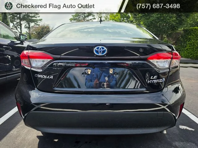 Used 2023 Midnight Black Metallic Toyota LE image 5