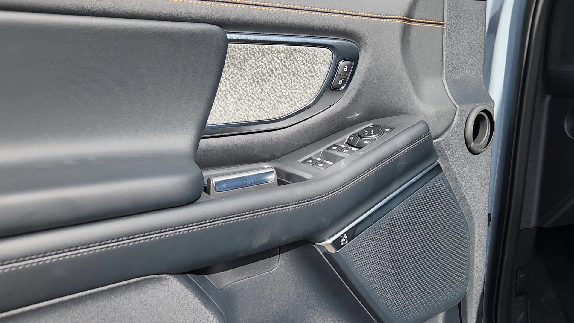 New 2026 Glacier Gray Metallic Tri-Coat Ford Tremor image 28