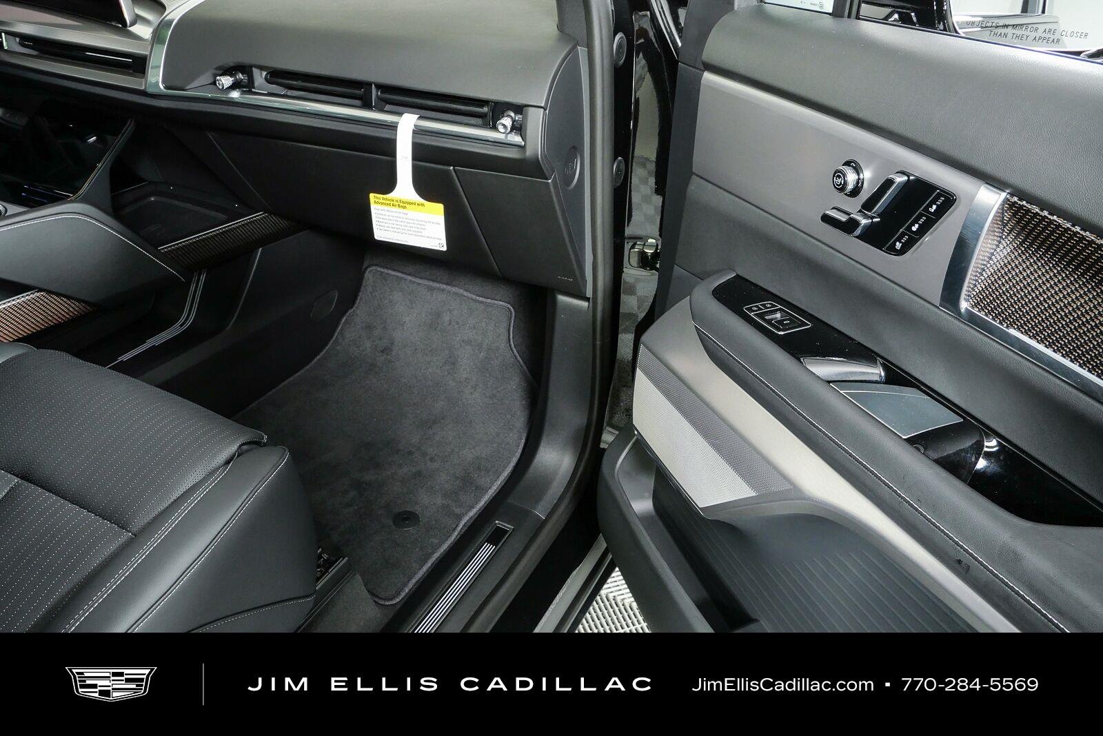 2027 Cadillac VISTIQ Sport - Photo 24