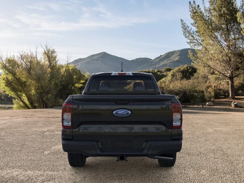 New 2026 Shadow Black Ford XL image 5