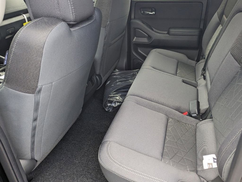 2025 Nissan Frontier SV - Photo 24