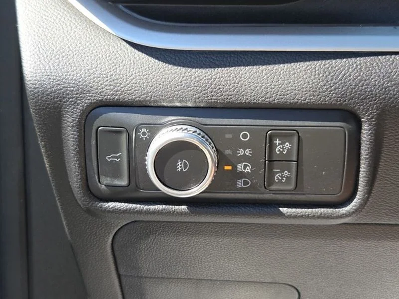 Used 2021 Stone Gray Metallic Ford XLT image 28