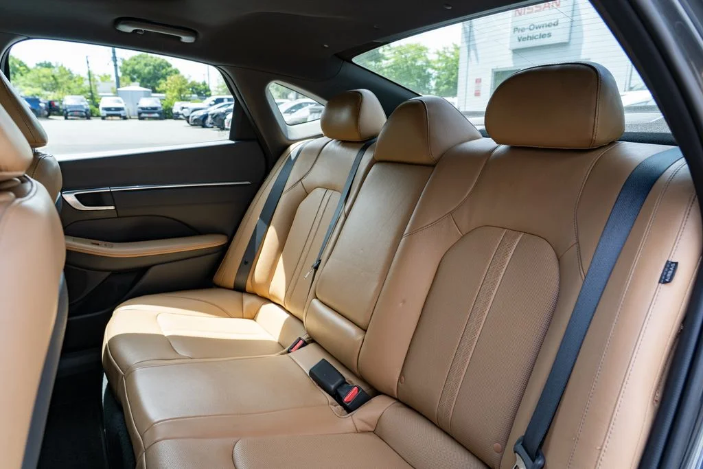 Used 2021 Gray Hyundai Limited image 25