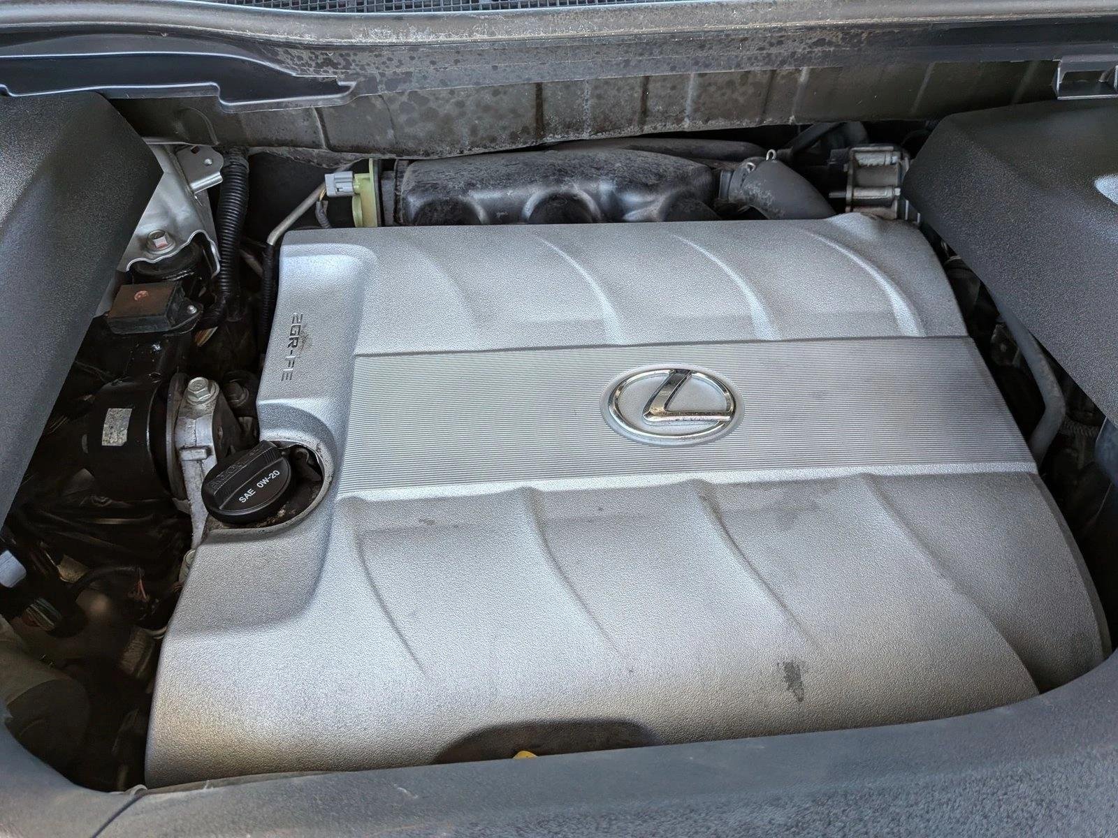 Used 2015 Silver Lining Metallic Lexus  image 23