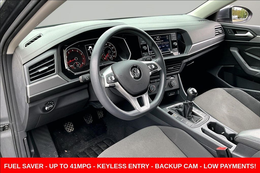 Used 2021 Gray Volkswagen 1.4T S image 20