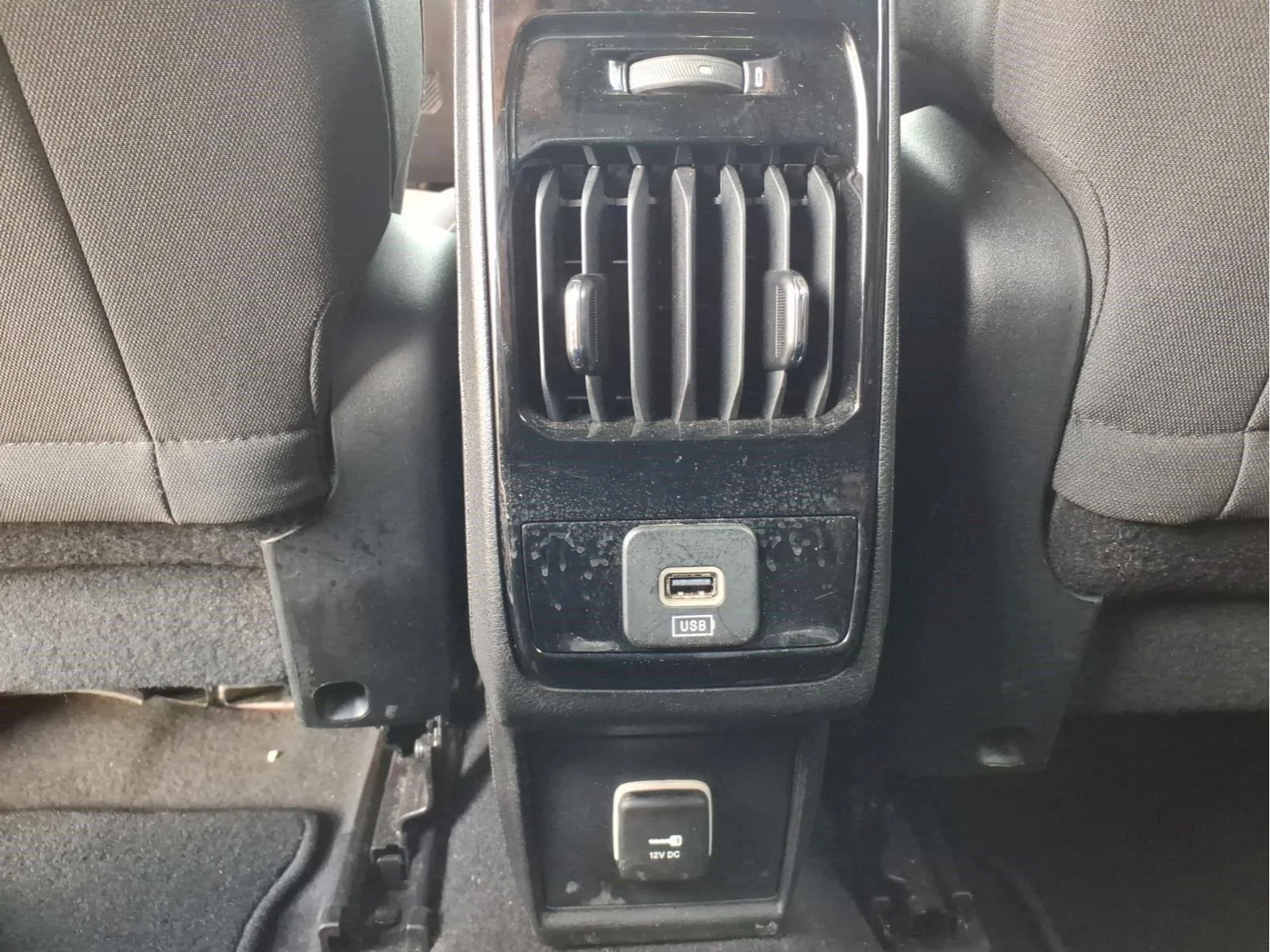 Used 2023 Redline Pearlcoat Jeep Sport image 10