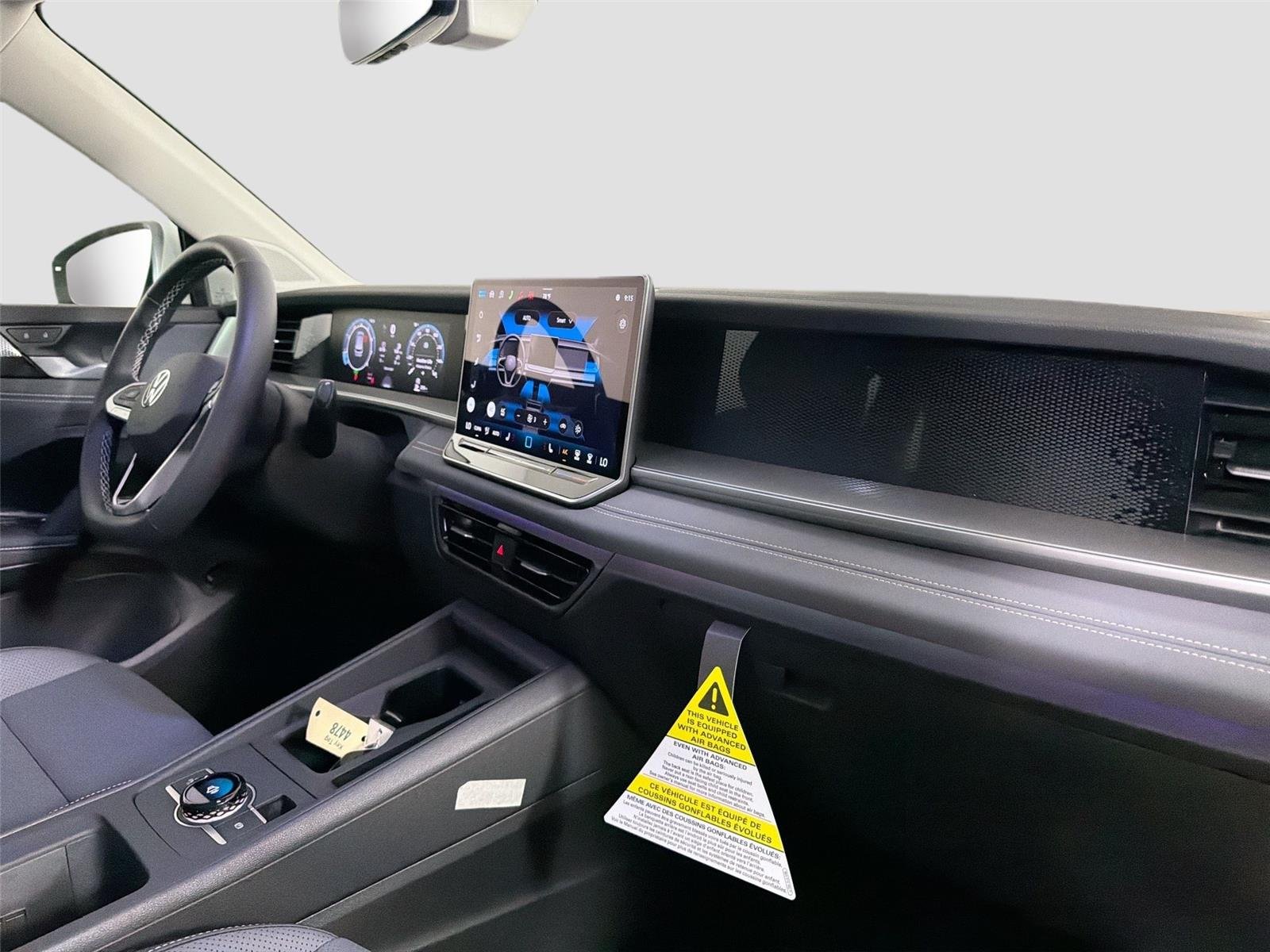 New 2026 Pure White Volkswagen SE image 27