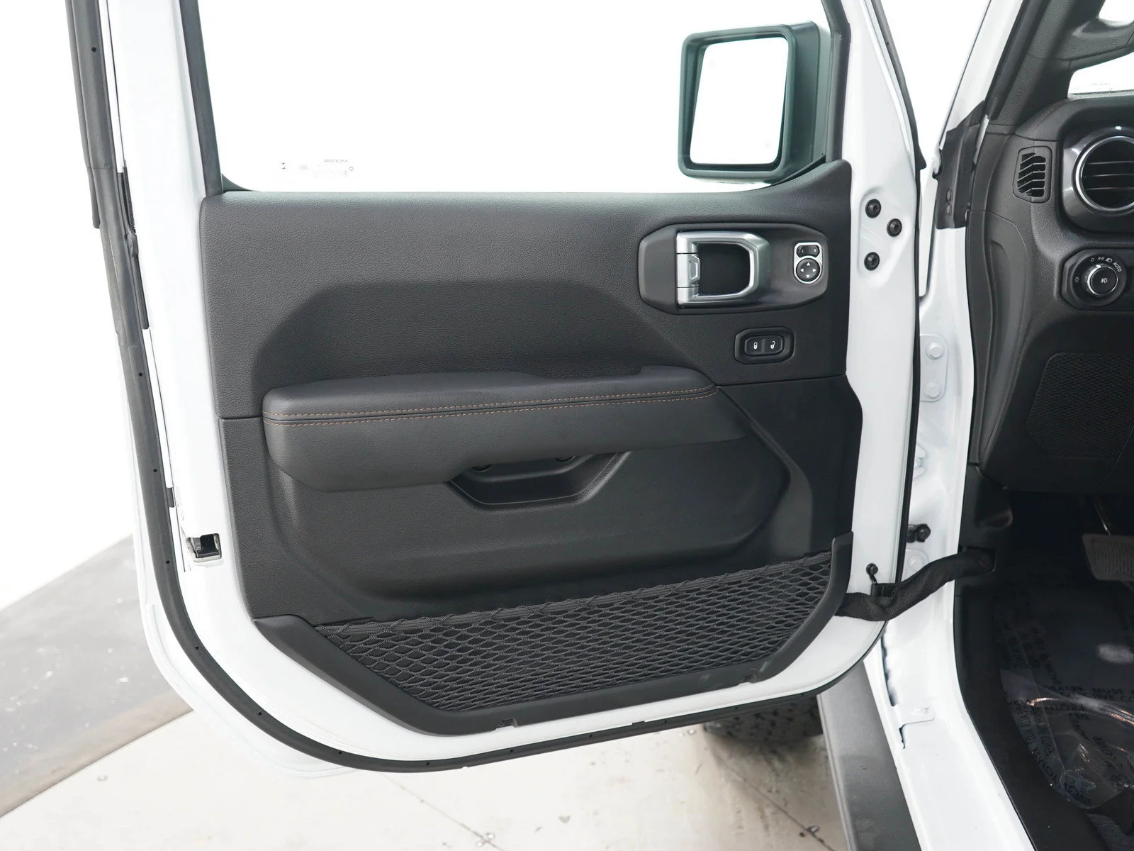 Used 2023 Bright White Clearcoat Jeep Rubicon 392 image 17