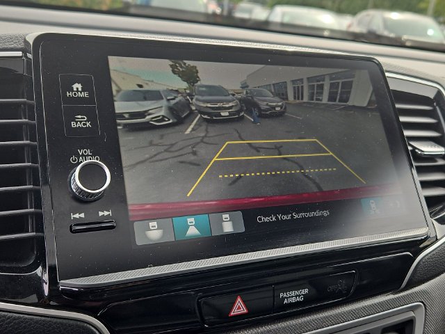 Used 2024 Radiant Red Metallic II Honda RTL image 18