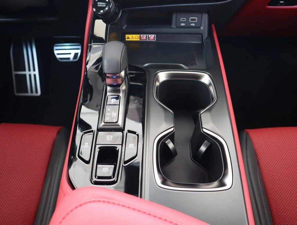 2026 Lexus NX 350h F-Sport - Photo 42