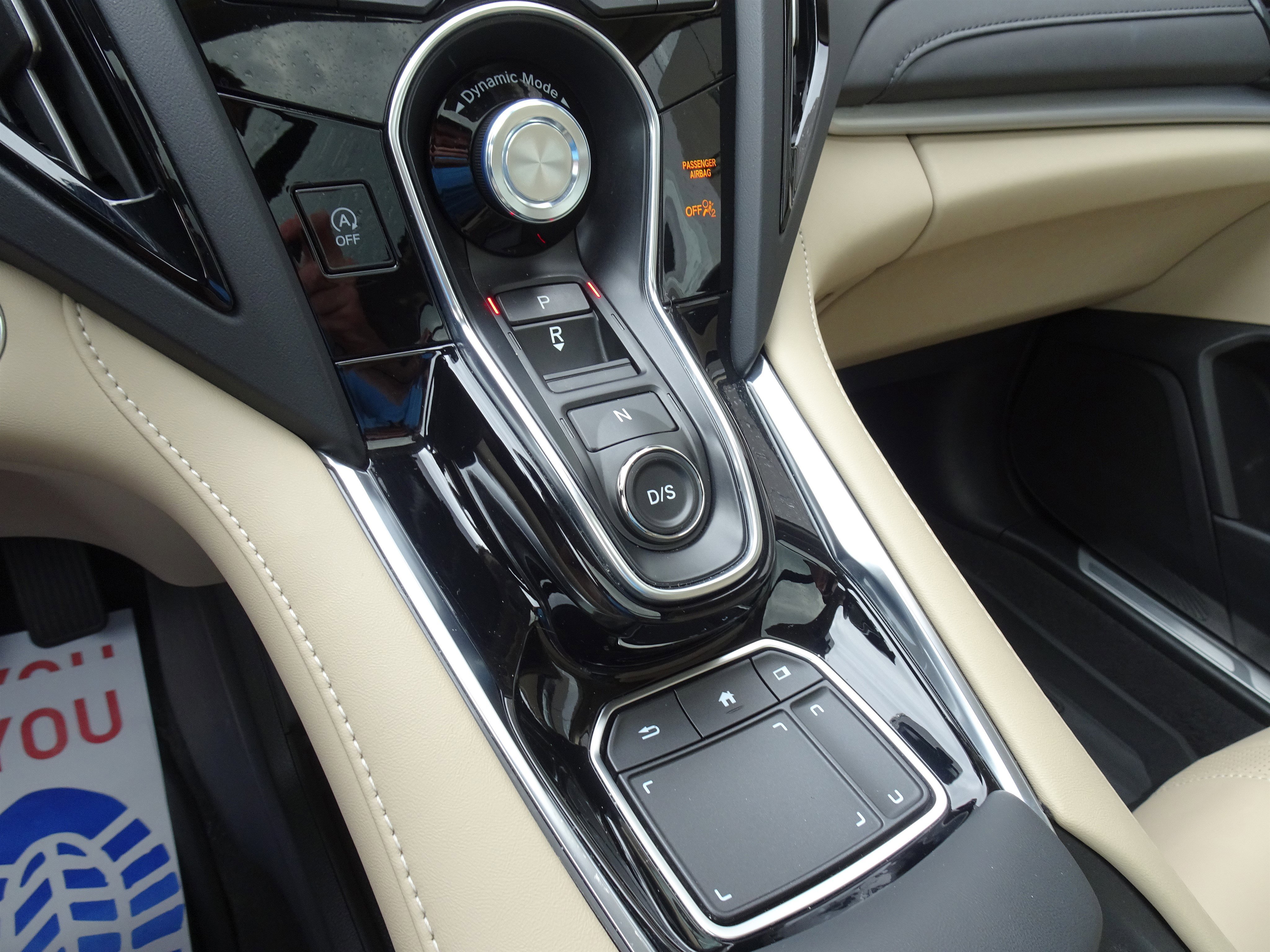 Used 2024 Platinum White Pearl Acura w/Technology Package image 17