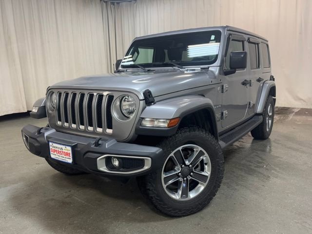 Used 2018 Gray Jeep Sahara image 9